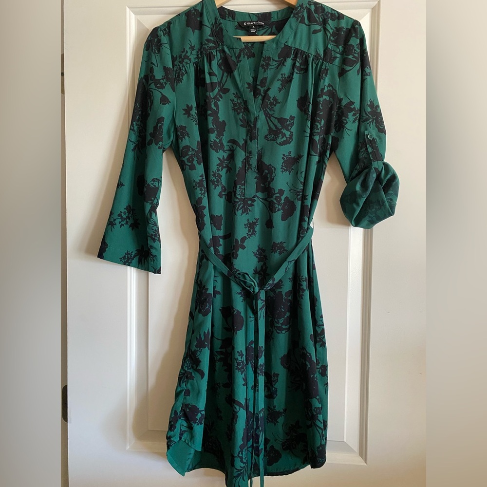 3/$20 41 Hawthorn Green with Black Floral Dress S